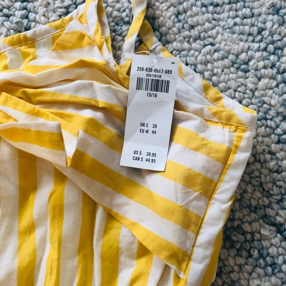 Brand new Abercrombie Jump Suit - Picture 3 of 3